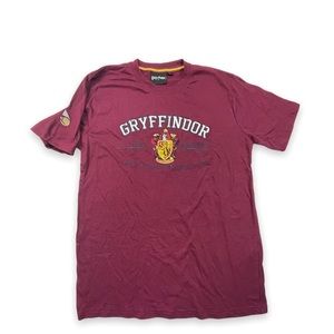 vintage harry potter gryffindoor embroidered maroon size large t shirt.